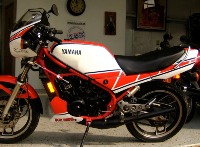 Avon Roadrider AM26 suitable for use on Yamaha RZ350/RZ250 and many more small to mid size sports bikes